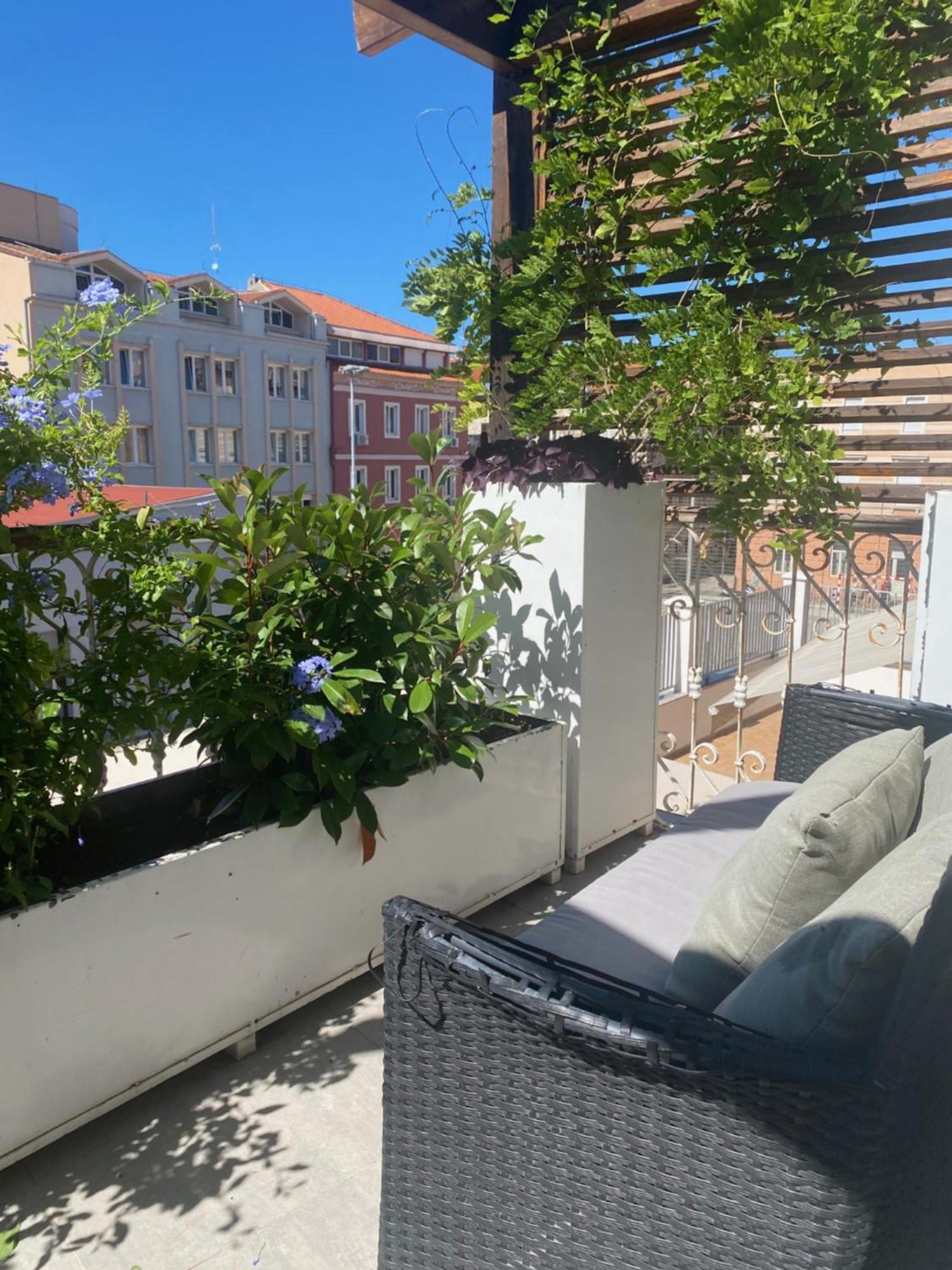 Appartment In Center With Parking Pula Exterior foto